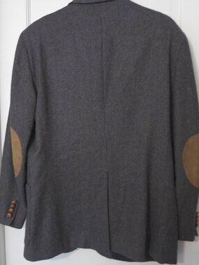 Vintage Hunt Club Lambswool Blend Gray Blazer with Brown Suede Elbow Patches
